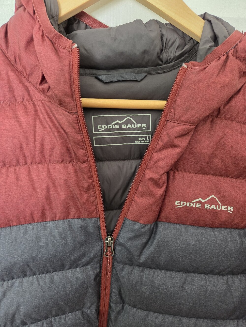 Eddie Bauer Puffer Jacket - Picture 2 of 10